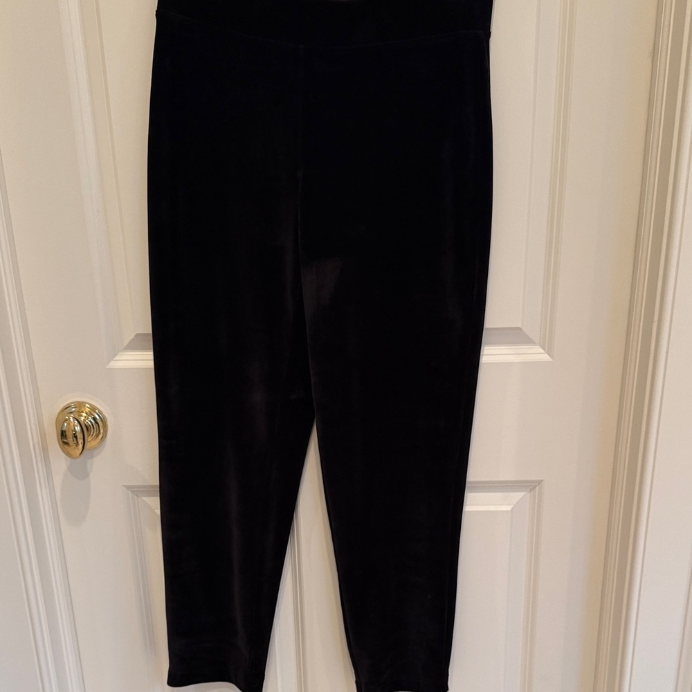 T by Talbots Size medium petite, black velour.